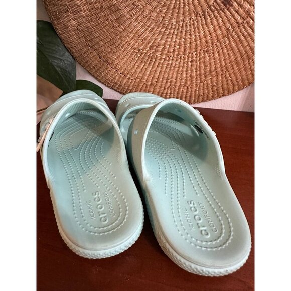 CROCS women’s size 8, blue strappy sandals - Picture 6 of 12